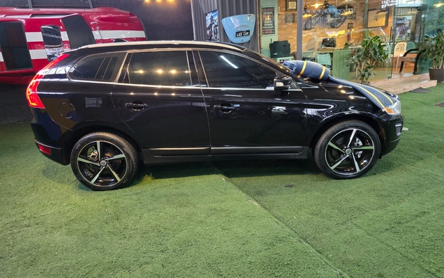 imagem-https://www.socarrao.com.br/sc-vehicle-images-prod/1794142/1779908307809-kFAitIOPX5ctdTl3jZkeSIhkOsjqgGZ4.jpg