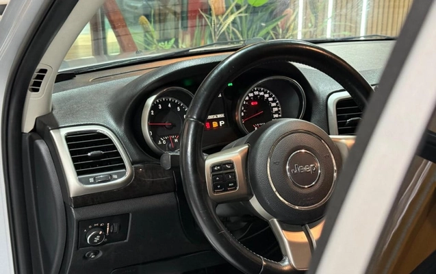 imagem-https://www.socarrao.com.br/sc-vehicle-images-prod/1795314/1779910951646-vehicle_image_1779910930_11ec244b41d09c5dc78c32431e0c5c8a.jpeg