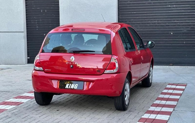 imagem-https://www.socarrao.com.br/sc-vehicle-images-prod/1795640/1788533630241-8129956_13_B_c162d6fa1f.jpeg