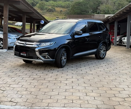 Mitsubishi OUTLANDER 2.0 16V 160cv Aut. 2016 Preto — foto 1 de 3