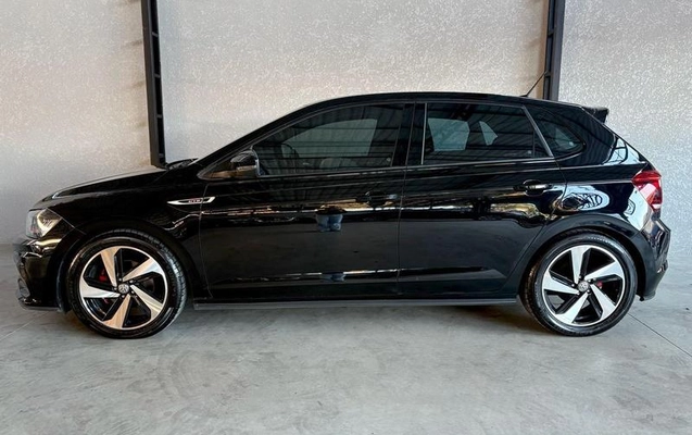 imagem-https://www.socarrao.com.br/sc-vehicle-images-prod/1796267/1787921428429-8130155_10_B_29c1a816bd.jpeg