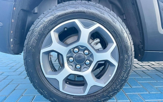 imagem-https://www.socarrao.com.br/sc-vehicle-images-prod/1796541/1788898210475-6d0de081a2294bc5885d17a12fde033f_1779913692211.jpg