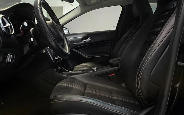 imagem-https://www.socarrao.com.br/sc-vehicle-images-prod/1797191/1782670680808-7951624_35_B_fee651ea7f.jpeg