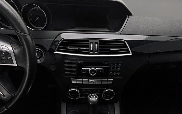 imagem-https://www.socarrao.com.br/sc-vehicle-images-prod/1797980/1790710205513-7149308_7_B_d2ac4b786e.jpeg