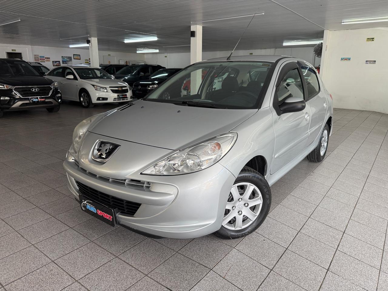 Peugeot 207 Active 1.4 Flex 8V 5p na cor Cinza no Novo Hamburgo / RS - 17997