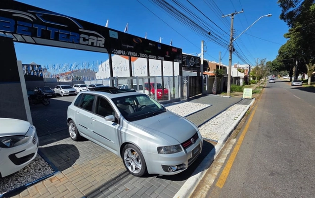 imagem-https://www.socarrao.com.br/sc-vehicle-images-prod/1800514/1788386429690-vehicle_image_1779921781_01216e3af22dd31e7b2902fd7ba1963b.jpeg