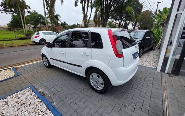 imagem-https://www.socarrao.com.br/sc-vehicle-images-prod/1801438/1782666482265-vehicle_image_1779923161_4f293f0b7f66816f28b578d96486496d.jpeg