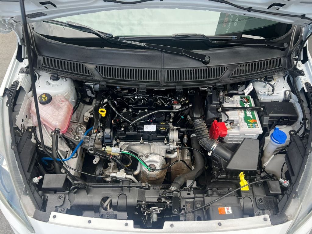 imagem-https://www.socarrao.com.br/sc-vehicle-images-prod/18085/1769988087448-7253030OR_1769542062_50_260.jpg