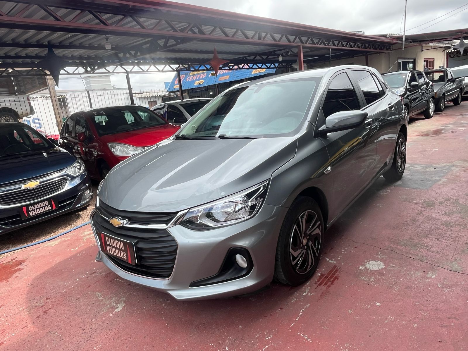 Chevrolet Onix HATCH LT 1.0 12V TB Flex 5p Mec. na cor Cinza no Canoas / RS - 18101