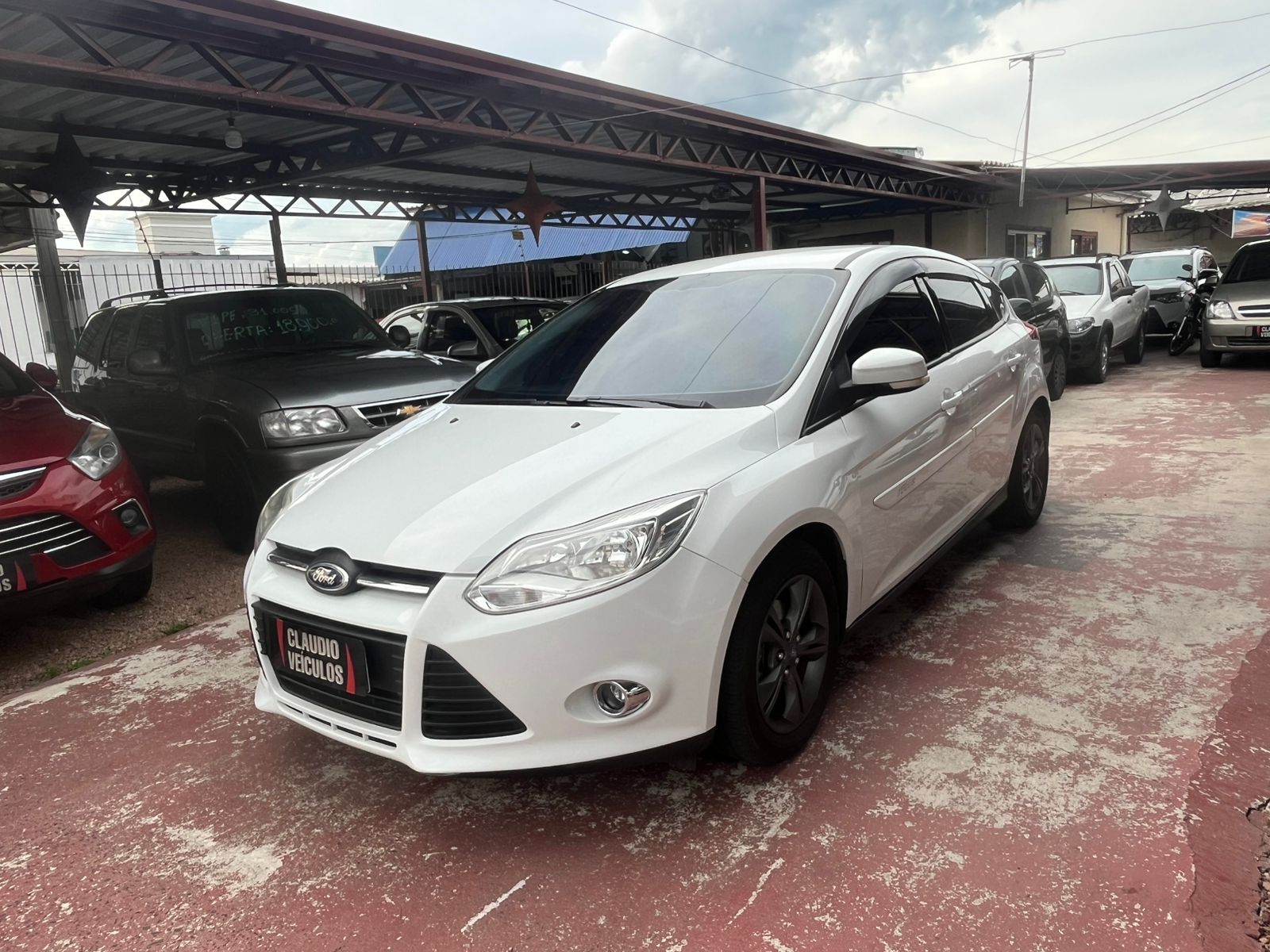 Ford Focus 1.6 S/1.6 SE Flex 16v 5p Aut na cor Branco no Canoas / RS - 18112