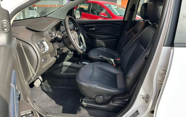 imagem-https://www.socarrao.com.br/sc-vehicle-images-prod/18126/1788357852768-8ea5974a9a4742f883c79fcc86d1f42f_1764361106851.jpeg