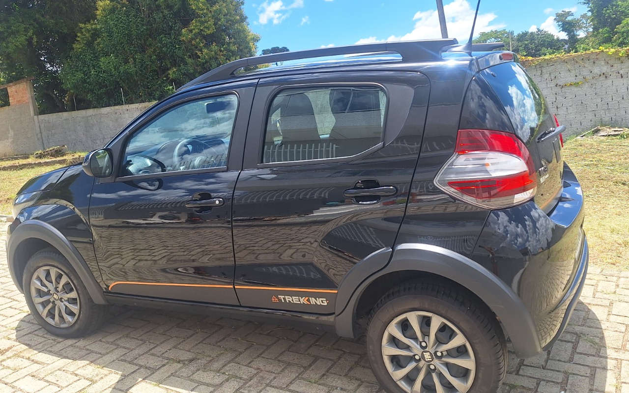 imagem-https://www.socarrao.com.br/sc-vehicle-images-prod/1813032/1779965721423-MjAyNjAxMjhfMTI1MzQ3LmpwZw.jpg