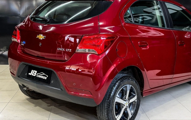 imagem-https://www.socarrao.com.br/sc-vehicle-images-prod/1813734/1780062193437-7521904d7d9c4b9c863fb67cf81e6bef_1779305080200.jpeg