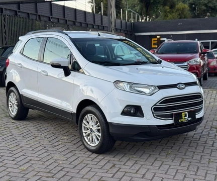 Ford EcoSport 2016 Branco — foto 1 de 3