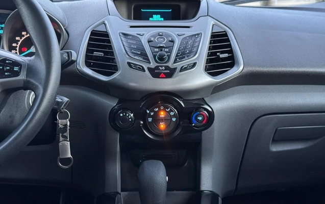 imagem-https://www.socarrao.com.br/sc-vehicle-images-prod/1814819/1779973001931-6_013851.jpg