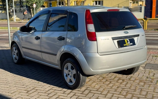 imagem-https://www.socarrao.com.br/sc-vehicle-images-prod/1814843/1779973047217-2_043745.jpg