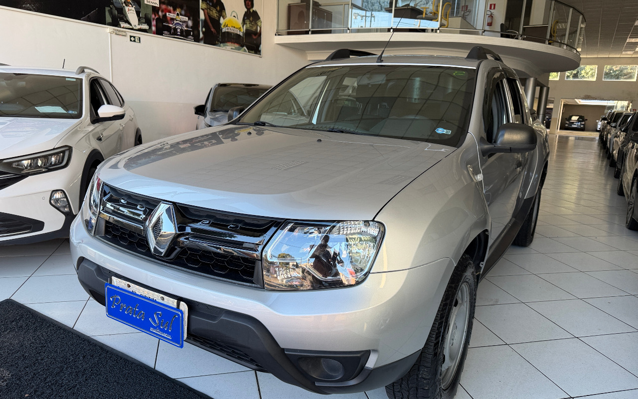 Renault Duster Oroch Expression 1.6 Flex 16V Mec na cor Prata em Curitiba / PR - 1815255