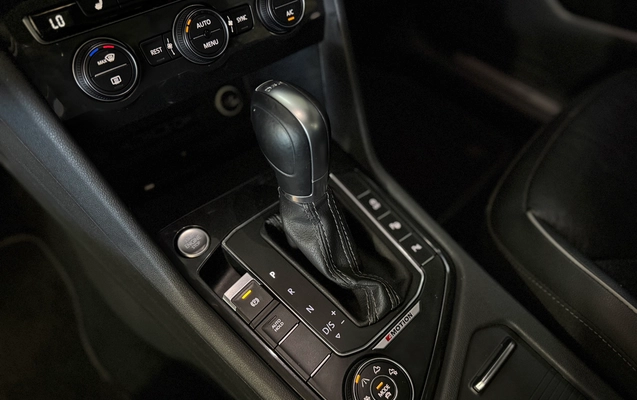 imagem-https://www.socarrao.com.br/sc-vehicle-images-prod/1816133/1782158869897-885007f3-d233-4cb2-94fb-fd0b0935853d.jpg