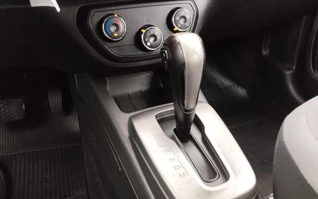 imagem-https://www.socarrao.com.br/sc-vehicle-images-prod/1817102/1786136399046-8129587_6_B_1f49d5f456.jpeg