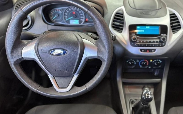 imagem-https://www.socarrao.com.br/sc-vehicle-images-prod/1817969/1786109677516-8132061_1_B_0f6ac79876.jpeg
