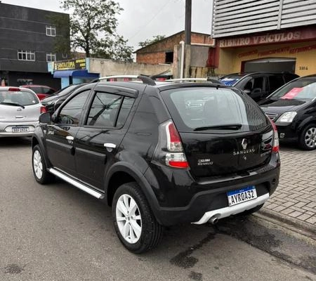 imagem-https://www.socarrao.com.br/sc-vehicle-images-prod/1817988/1785953477989-8131981_4_B_9e1b9e556c.jpeg