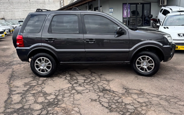 imagem-https://www.socarrao.com.br/sc-vehicle-images-prod/1819660/1779982406288-SU1HXzY2MTguanBlZw.jpeg