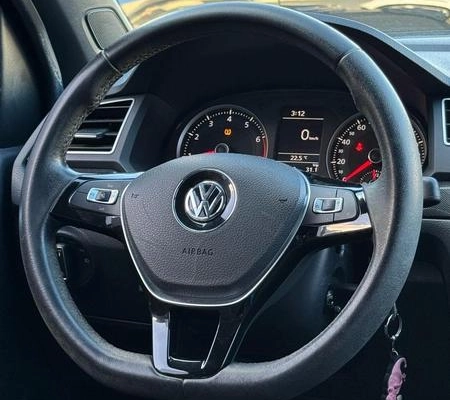 imagem-https://www.socarrao.com.br/sc-vehicle-images-prod/1820036/1785950398196-8132470_12_B_211144e951.jpeg