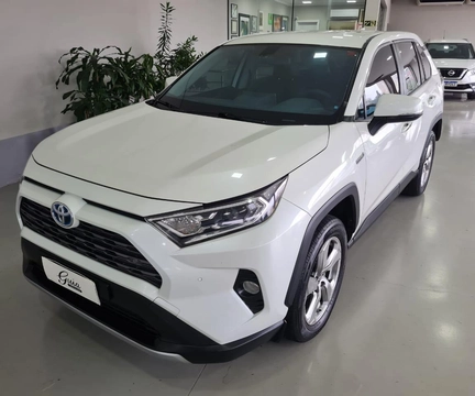 Toyota RAV4 2020 Branco — foto 1 de 3