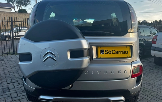 imagem-https://www.socarrao.com.br/sc-vehicle-images-prod/1822528/1781036242465-YzQ1MjEzNTMtZTlkOS00OTgyLTg4YTYtY2ZkNTg3ZmJmNDYxLmpwZWc.jpeg