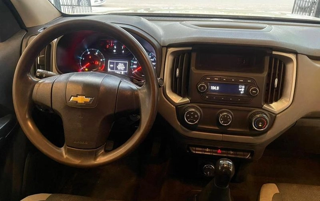 imagem-https://www.socarrao.com.br/sc-vehicle-images-prod/1823688/1779990007630-8080301_6_B_3e7932480a.jpeg