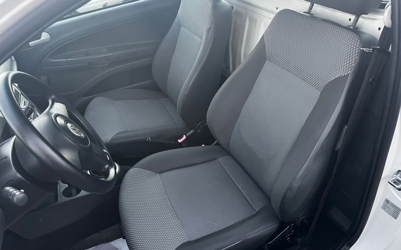 imagem-https://www.socarrao.com.br/sc-vehicle-images-prod/1823911/1782571832846-NWYyYWViOTktMWFmOS00OGZkLTllOTUtNGQyZTIzMGE4MWY1LmpwZWc.jpeg
