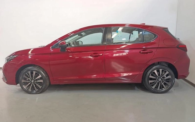 imagem-https://www.socarrao.com.br/sc-vehicle-images-prod/1824049/1791554394904-8133106_19_B_b26fb6a571.jpeg