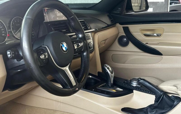 imagem-https://www.socarrao.com.br/sc-vehicle-images-prod/1824186/1788186793678-6188351_7_B_18240db19a.jpeg