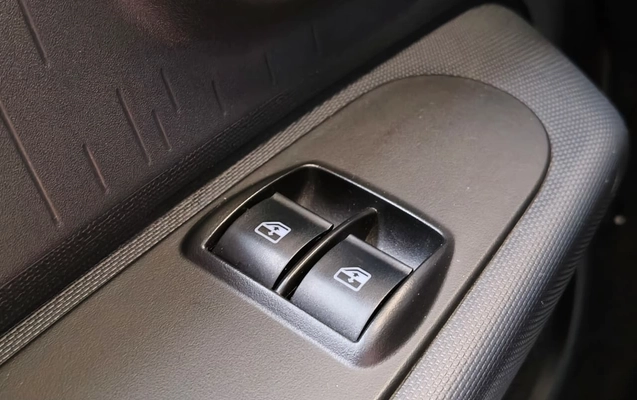 imagem-https://www.socarrao.com.br/sc-vehicle-images-prod/1824994/1779992368920-003_98067ef6544b1860f7c9f0ca81a9ba78.jpeg
