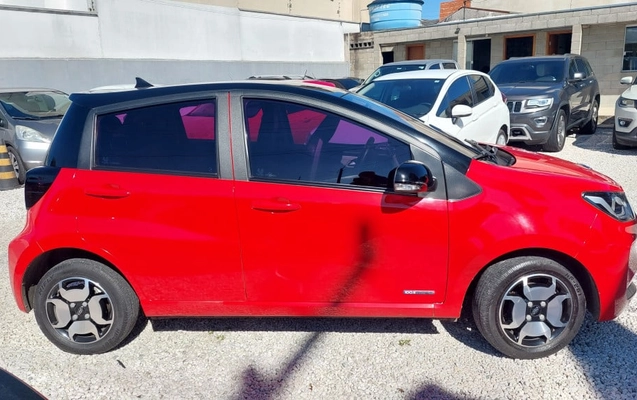 imagem-https://www.socarrao.com.br/sc-vehicle-images-prod/1825763/1782938663725-vehicle_image_1779993922_01023d25e2415950f1a9b6282a62b0e5.jpeg