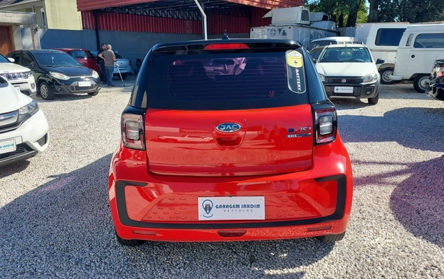 imagem-https://www.socarrao.com.br/sc-vehicle-images-prod/1825763/1782938663728-vehicle_image_1779993932_ce5f886cf9fe287fc255f448b8fcf2aa.jpeg
