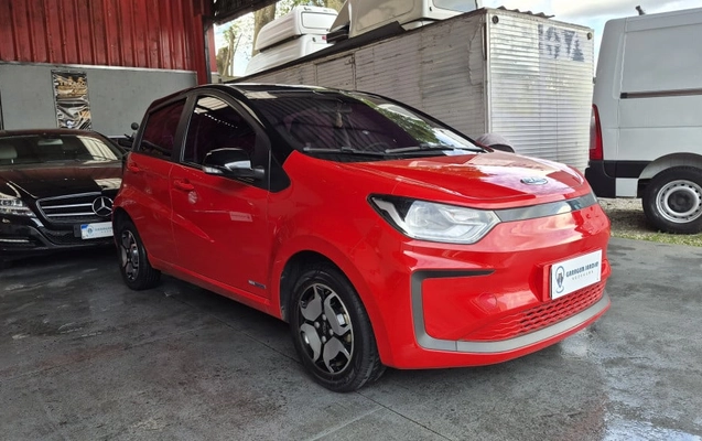 imagem-https://www.socarrao.com.br/sc-vehicle-images-prod/1825763/1792156467168-vehicle_image_1792155140_323084657e76eb1b54c36fd3f03dacd0.jpeg