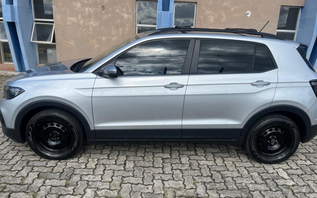 Volkswagen T-Cross 2022 Prata — foto 1 de 3