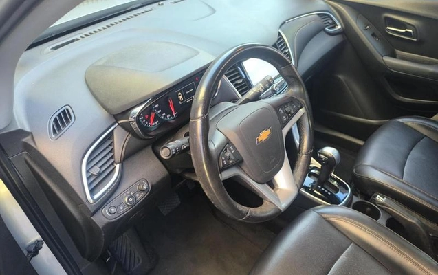 imagem-https://www.socarrao.com.br/sc-vehicle-images-prod/1826459/1784655989934-8133846_14_B_bd597d55d8.jpeg