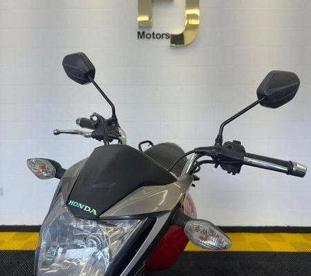 imagem-https://www.socarrao.com.br/sc-vehicle-images-prod/18286/1791587341461-7697468_16_B_51de25fbf0.jpeg