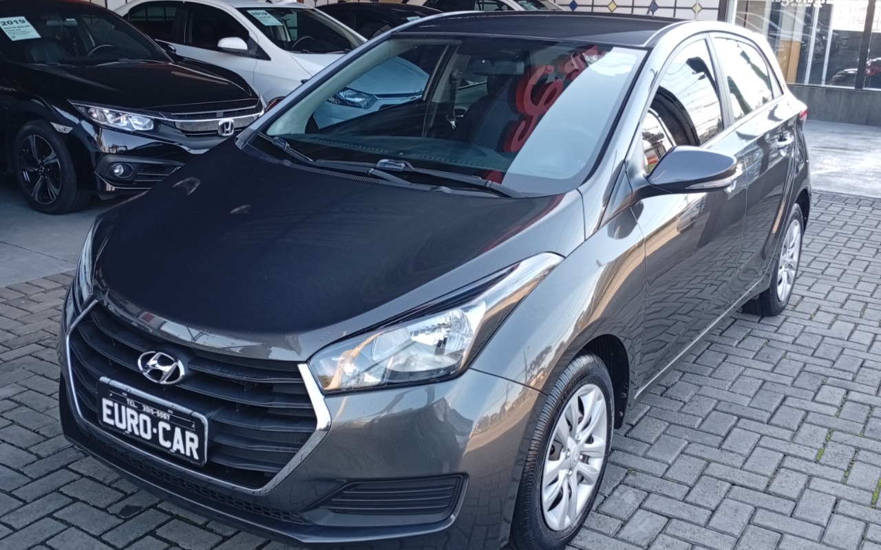 Hyundai HB20 Comf./C.Plus/C.Style 1.0 Flex 12V na cor Cinza em Curitiba / PR - 1828602
