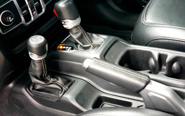 imagem-https://www.socarrao.com.br/sc-vehicle-images-prod/1828648/1790780519907-8125237_26_B_c9a0fe0356.jpeg
