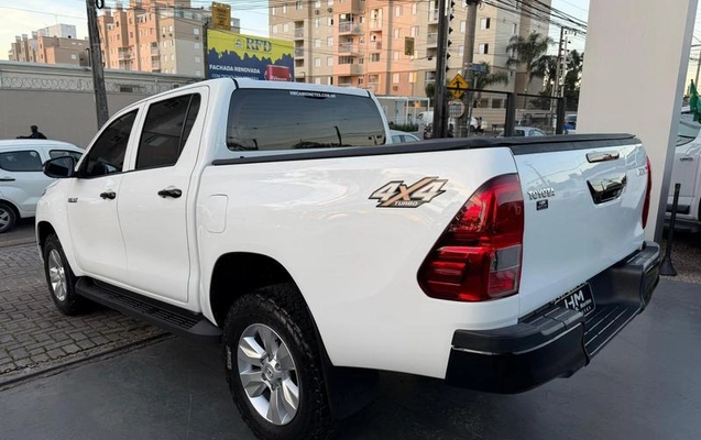 imagem-https://www.socarrao.com.br/sc-vehicle-images-prod/1829395/1787841784795-8132688_6_B_4222213aeb.jpeg