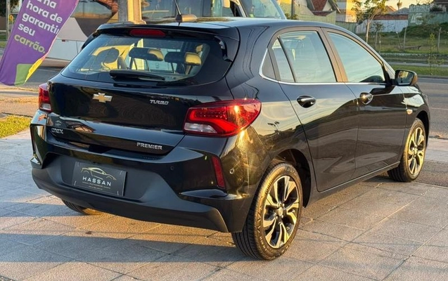 imagem-https://www.socarrao.com.br/sc-vehicle-images-prod/1830041/1789235122278-8131008_0_B_e7271ec38a.jpeg