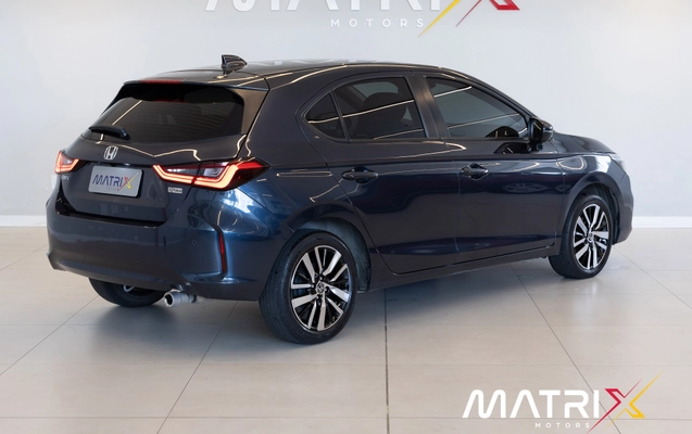 imagem-https://www.socarrao.com.br/sc-vehicle-images-prod/1836925/1783252085258-003_371865d701d03be290c0a86fdb8e99e0.jpg