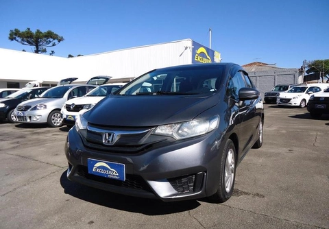 Honda Fit 2016 Cinza — foto 1 de 3