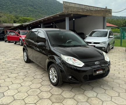Ford Fiesta Class 1.6 8V 98cv 5p 2013 Preto — foto 1 de 3