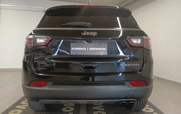 imagem-https://www.socarrao.com.br/sc-vehicle-images-prod/1844655/1791551809098-u4nEV4yl0JruiHQ5H4Ch1YkCK2UzivZh.jpg