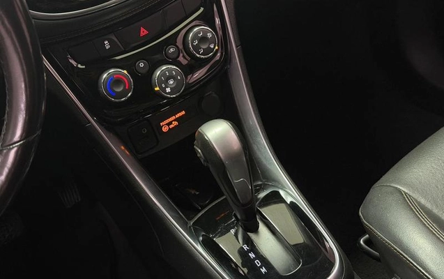 imagem-https://www.socarrao.com.br/sc-vehicle-images-prod/1845035/1784036137626-8117027_19_B_503cd6e9b4.jpeg