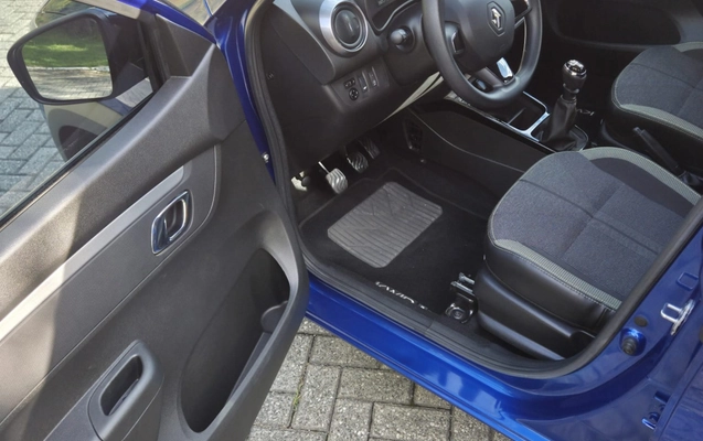 imagem-https://www.socarrao.com.br/sc-vehicle-images-prod/1845503/1780058839012-8de20d79-2c75-489e-a9b2-d5c024eee5cf.jpg